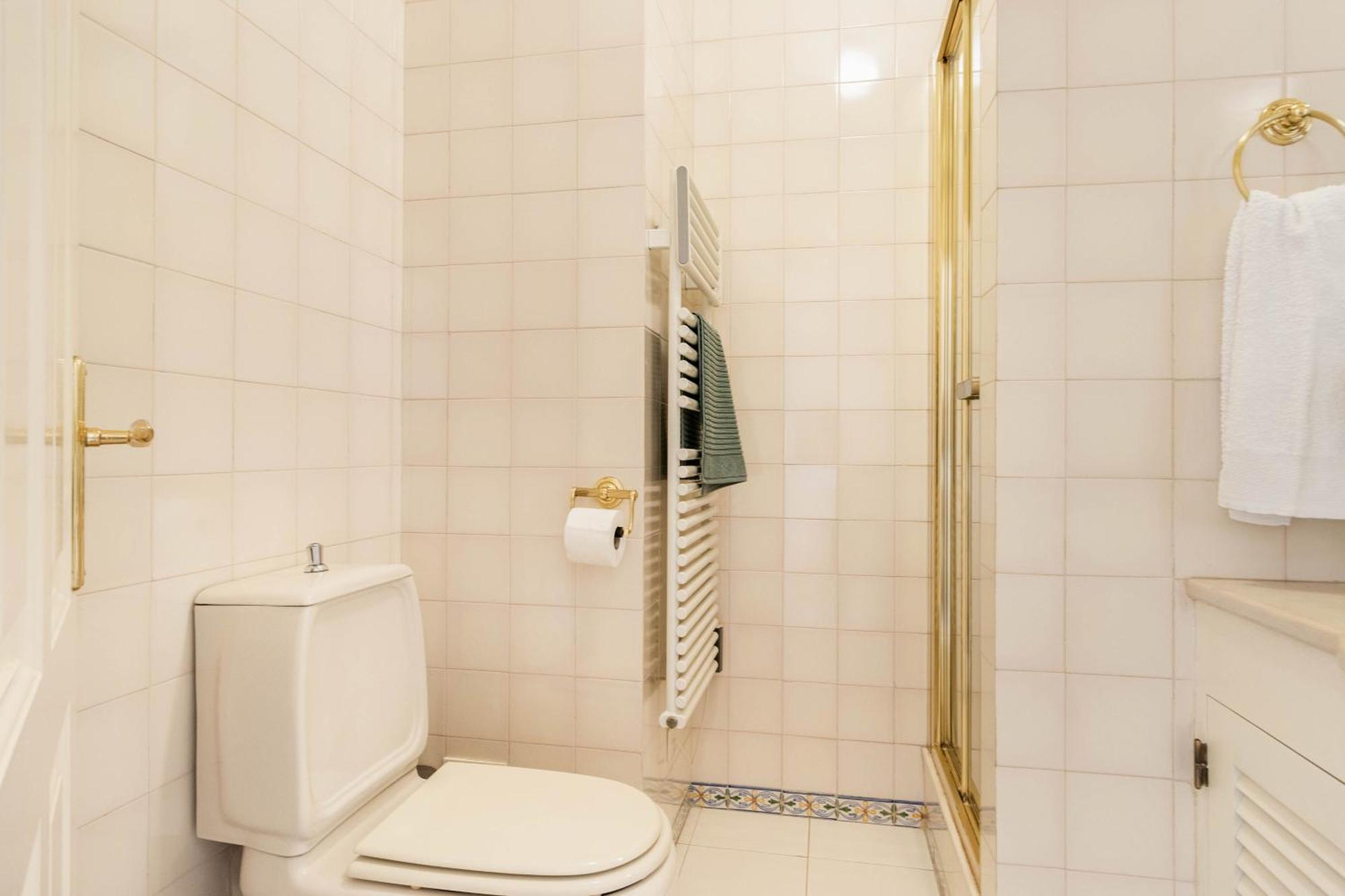 Central Cascais Apartment With Private Parking Buitenkant foto