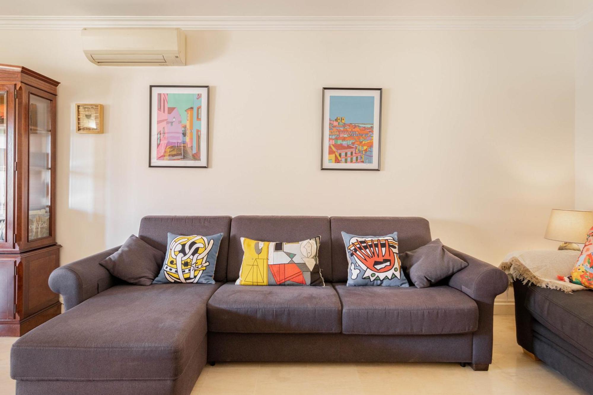 Central Cascais Apartment With Private Parking Buitenkant foto